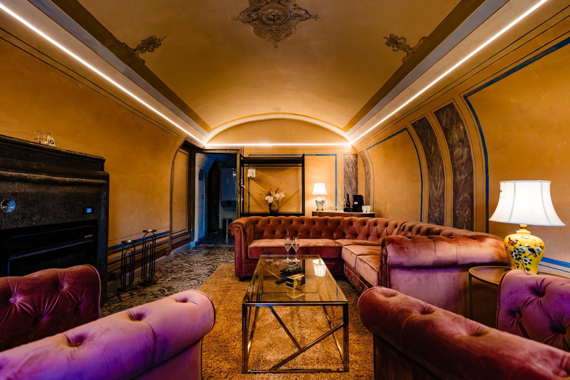 Hotel Castello Brancaccio à San Gregorio da Sassola Extérieur photo